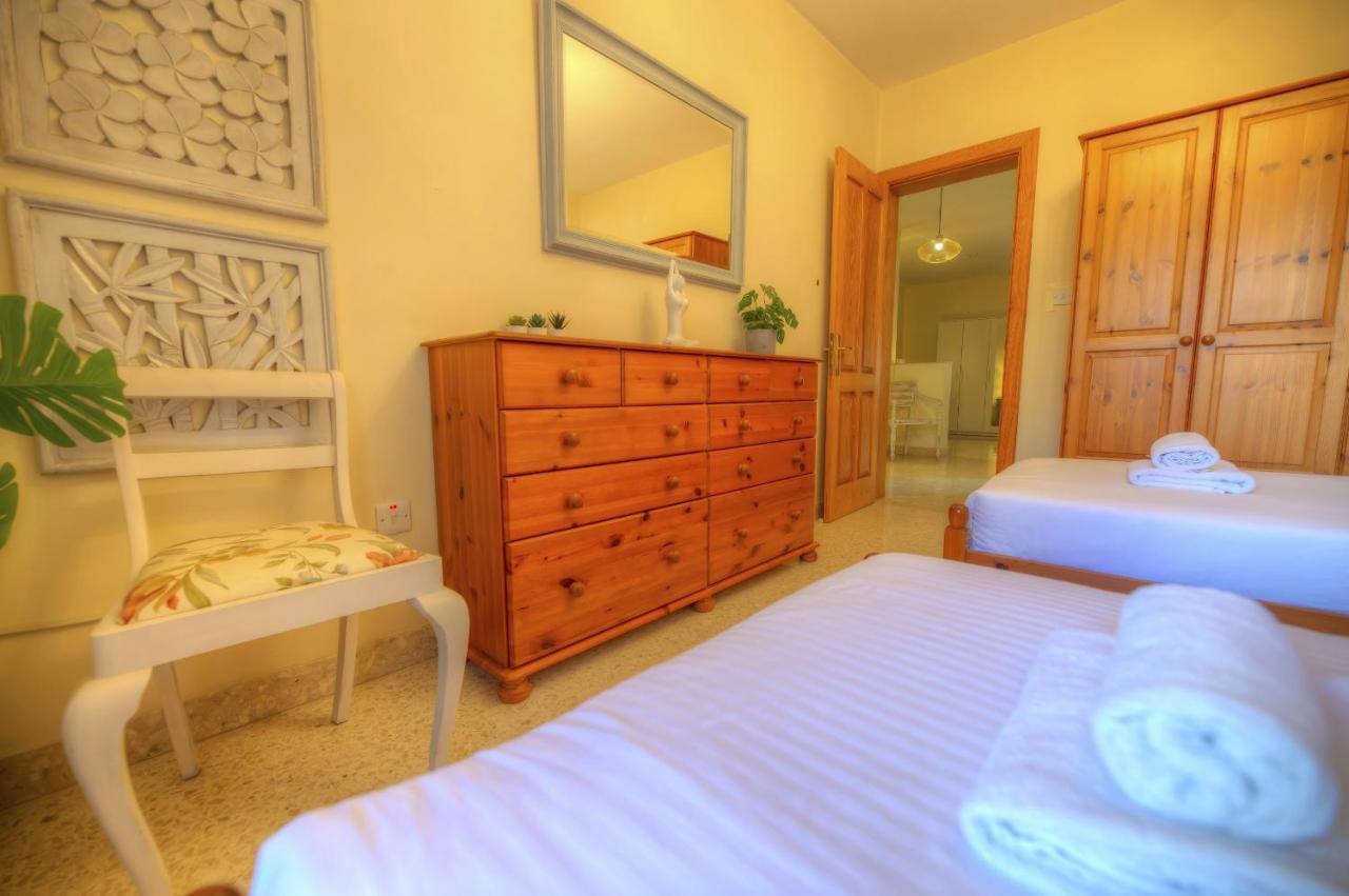 Large And Bright Apartment In The City Centre Goslm-2 Sliema Exterior photo